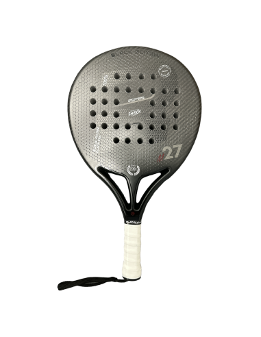 Royal Padel Black Carbon 2024 Padel Racket est présent 